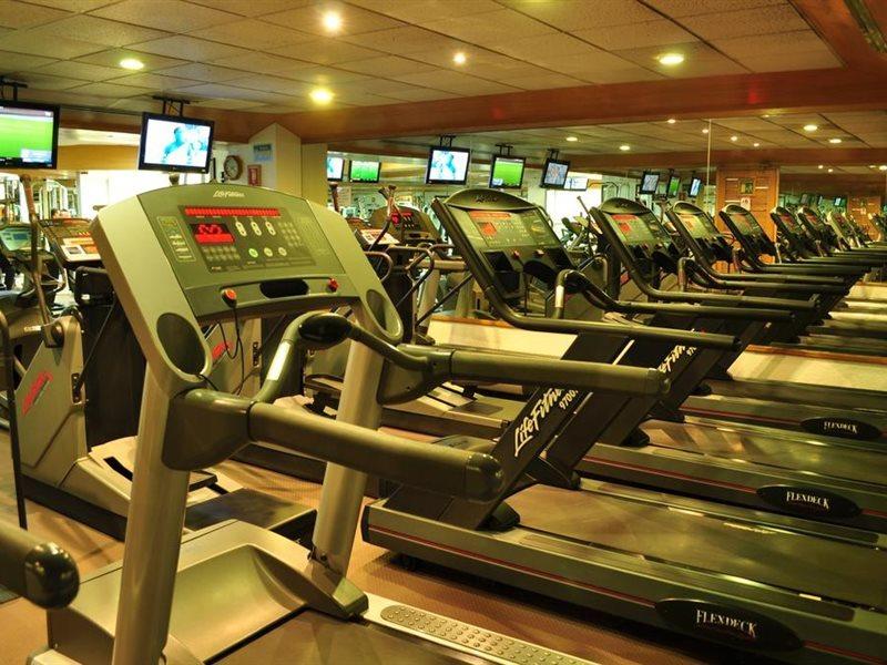 Royal Pedregal Hotel Ciudad de México Exterior foto A row of treadmills
