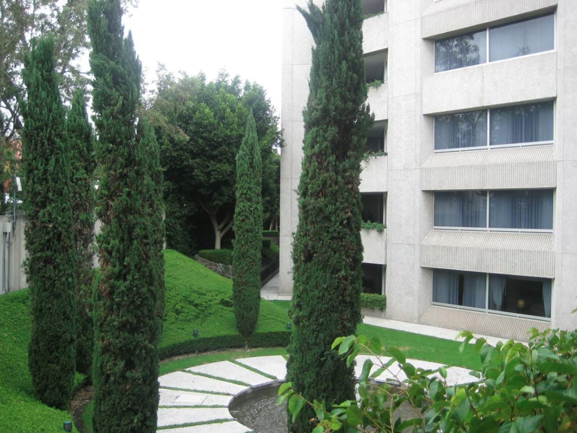 Royal Pedregal Hotel Ciudad de México Exterior foto The campus of the University of Navarra