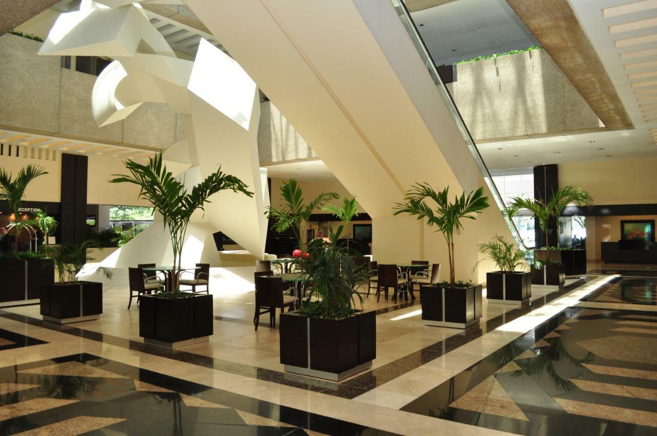 Royal Pedregal Hotel Ciudad de México Exterior foto The lobby of the hotel