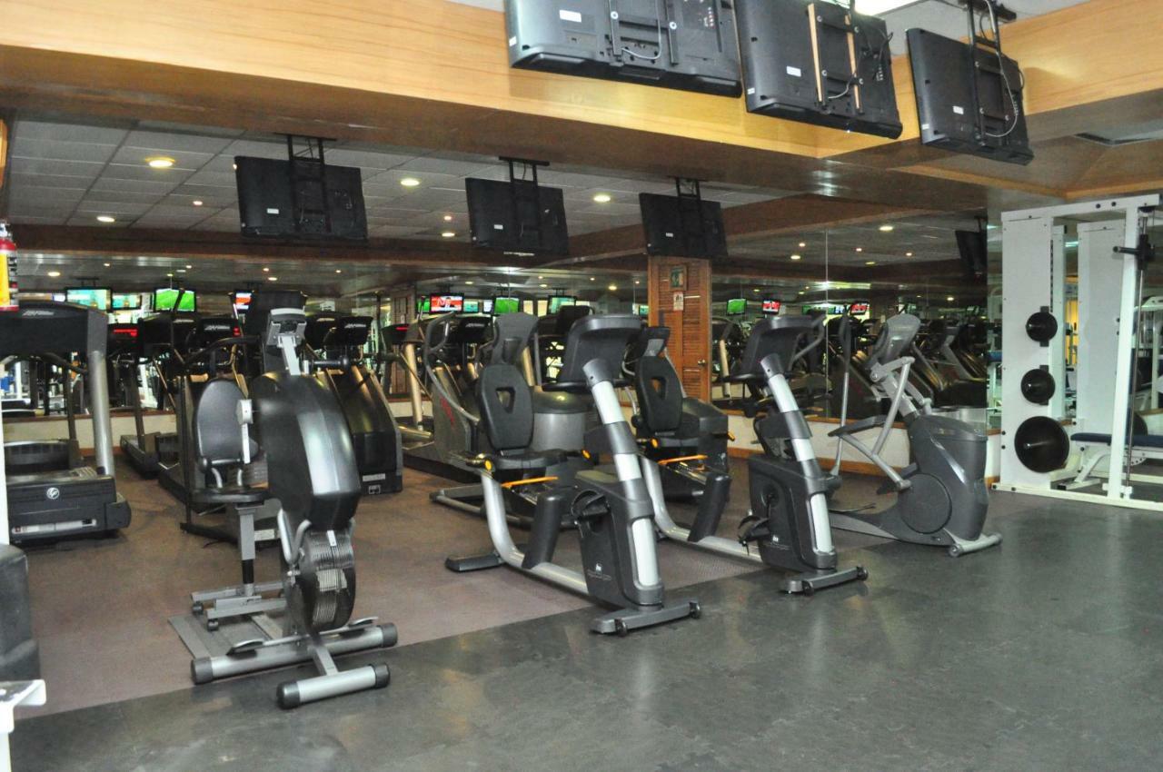 Royal Pedregal Hotel Ciudad de México Exterior foto A row of ellipticals