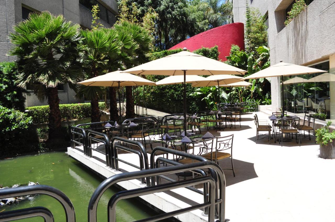 Royal Pedregal Hotel Ciudad de México Exterior foto The patio at the Los Angeles County Museum of Art